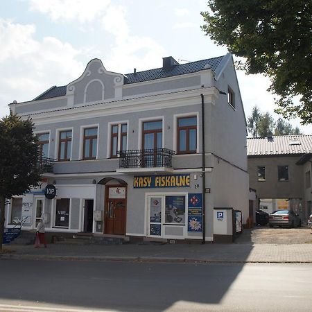Apartamenty Ostrowiec - Pokoje Goscinne Centrum Ostrowiec Swietokrzyski Exterior photo