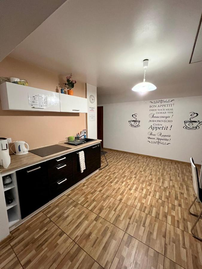 Apartamenty Ostrowiec - Pokoje Goscinne Centrum Ostrowiec Swietokrzyski Exterior photo