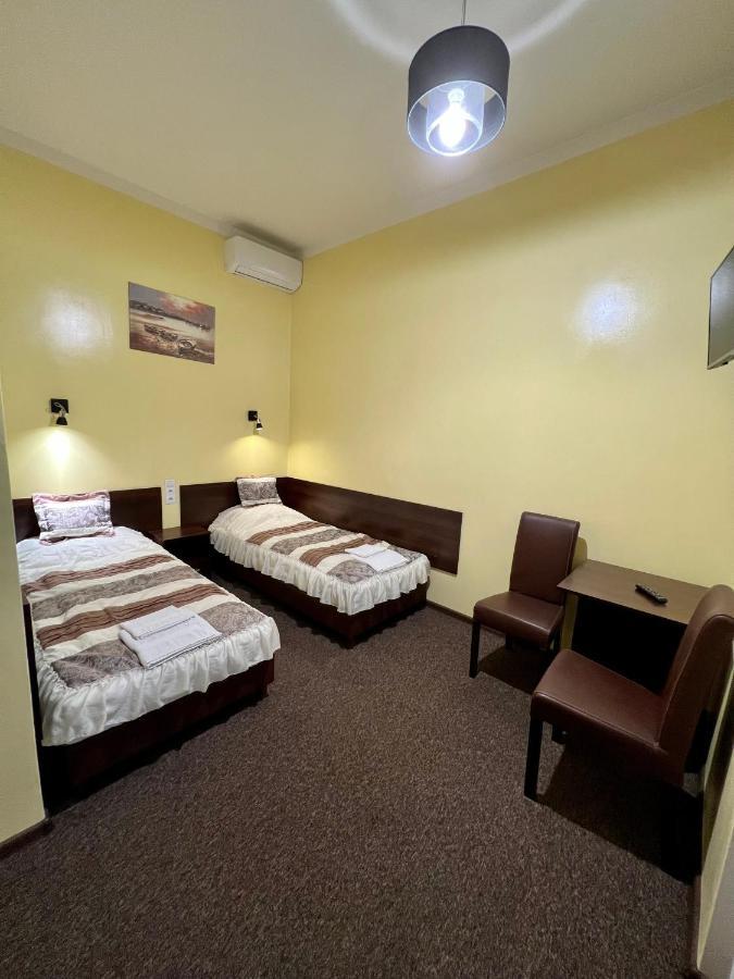 Apartamenty Ostrowiec - Pokoje Goscinne Centrum Ostrowiec Swietokrzyski Exterior photo