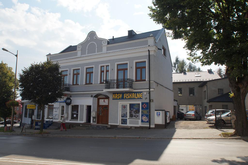 Apartamenty Ostrowiec - Pokoje Goscinne Centrum Ostrowiec Swietokrzyski Exterior photo